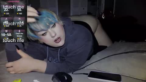 Curvygothfemboy online show from January 26, 6:38 am