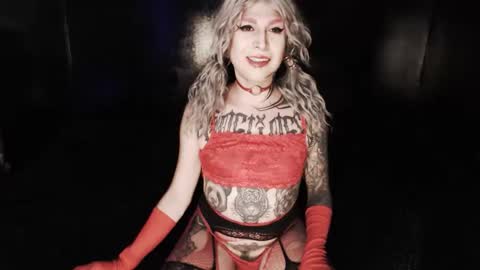Nikki online show from May 24, 2:08 am