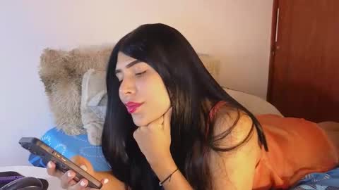 Dahiana online show from December 18, 10:15 pm