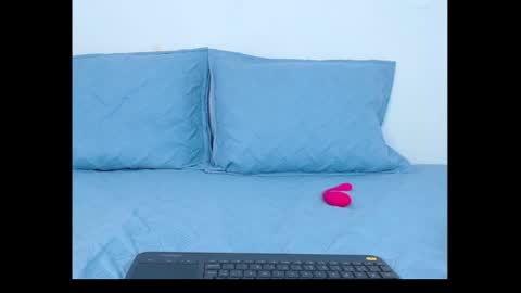 Daisy online show from February 14, 2:39 am