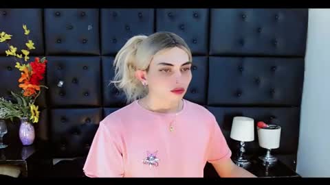 daniela_pink_ online show from February 25, 11:31 pm