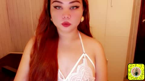 Snapshot of darkbirde chatting on February 8, 7:27 pm Rose Dawson online show from February 8, 7:27 pm