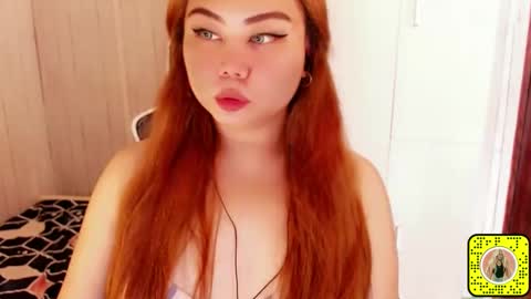 Snapshot of darkbirde chatting on February 24, 6:16 am Rose Dawson online show from February 24, 6:16 am