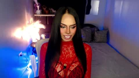 YOUR KINKY MISTRESS MADRIANA online show from May 19, 5:14 am