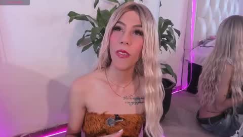 darlyn_tenderhot__ online show from February 4, 3:39 pm