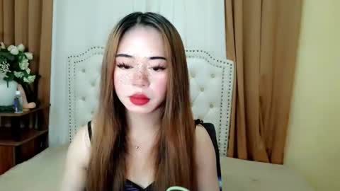 Sophie online show from April 28, 2:27 am