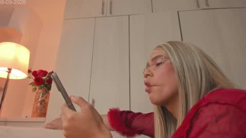 Tania ig tania rojas115 online show from May 8, 2:57 pm