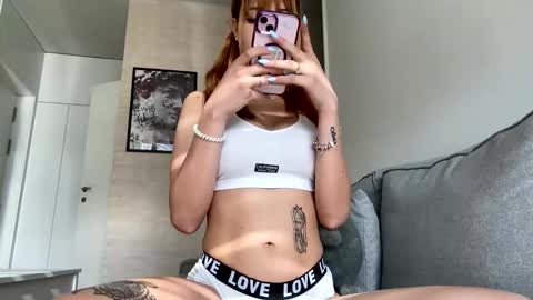 Dhalia online show from February 17, 9:39 am