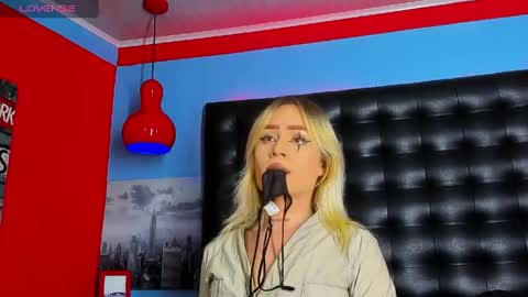 --- Diosa --- online show from May 27, 3:47 am