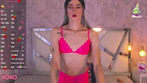 Dominic online show from December 18, 2:44 pm