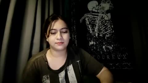 dreamycreamyst online show from January 17, 1:35 pm