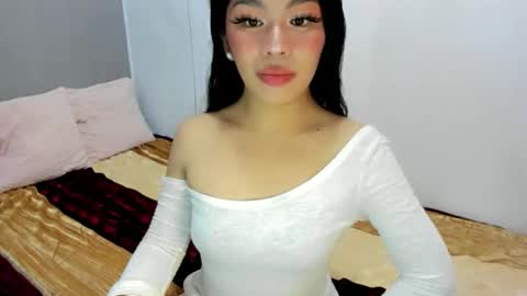 miss. Erika online show from September 8, 3:11 pm