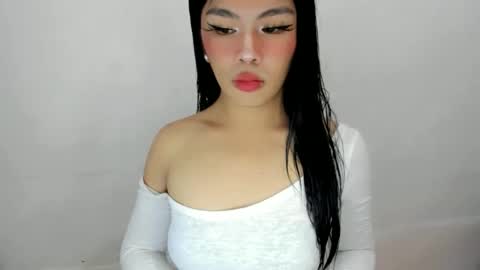 miss. Erika online show from September 20, 6:52 am