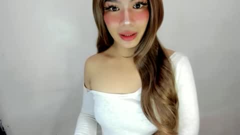 miss. Erika online show from September 27, 5:16 am