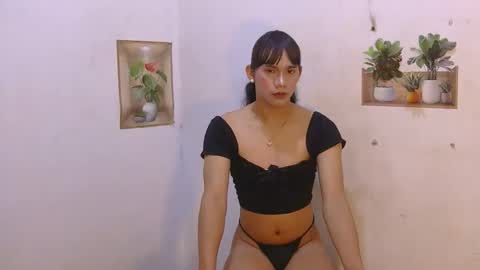 dy_namite online show from May 11, 6:16 pm