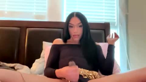 Dynasty online show from May 14, 7:22 pm