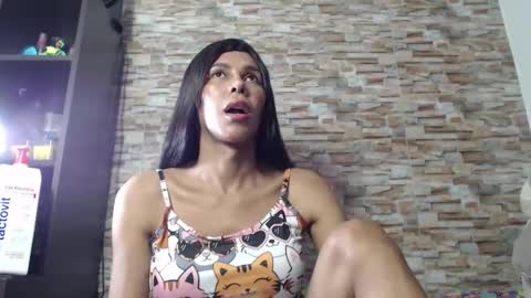 ebonyxprincess online show from May 7, 2:29 am