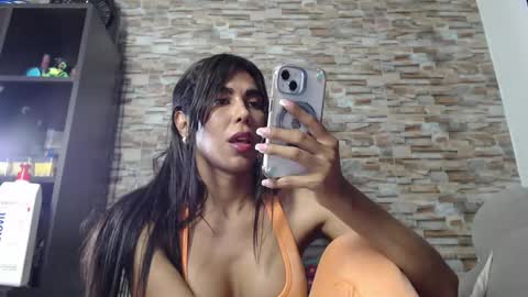 ebonyxprincess online show from May 9, 4:41 am