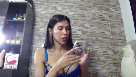 ebonyxprincess online show from May 20, 10:27 pm