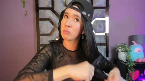electra_gosselin online show from April 28, 1:15 am