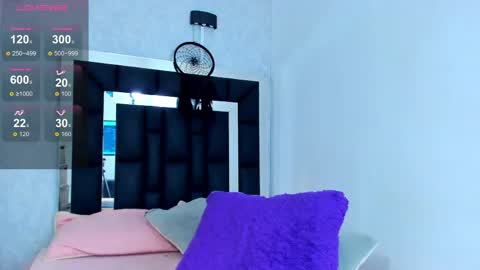  Elian  online show from May 12, 4:15 pm