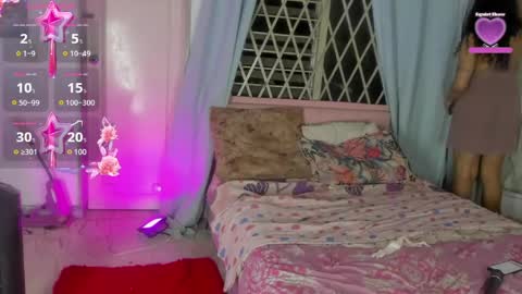 elizabeth_777 online show from May 22, 7:59 am