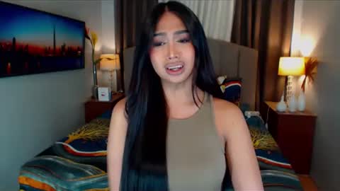 ellie online show from December 26, 6:12 pm