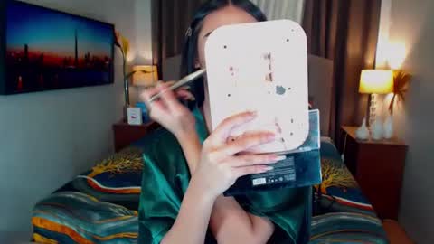 ellie online show from January 8, 12:37 pm