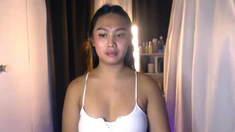 ellie online show from May 25, 1:24 am