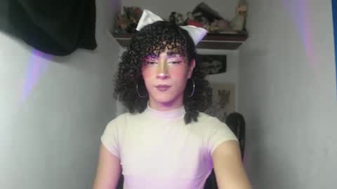 . online show from May 25, 11:56 pm
