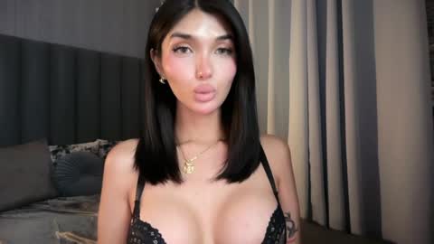 Emerald online show from May 9, 10:11 am
