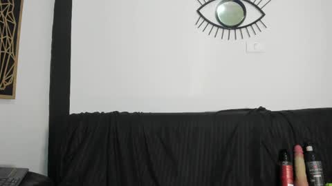 Emily online show from May 1, 11:47 am