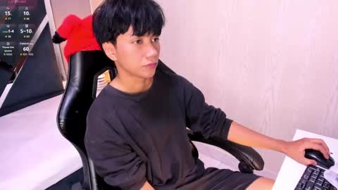 Eriol online show from April 28, 11:48 am