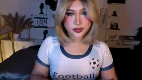 Queen Eva Mazikeen online show from May 5, 10:16 pm