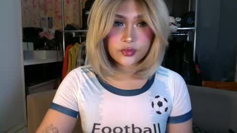 Queen Eva Mazikeen online show from May 28, 10:52 pm