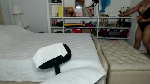 facecum01 online show from April 29, 2:38 am