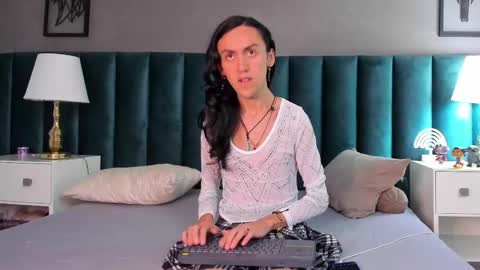 Karol online show from February 17, 4:53 am