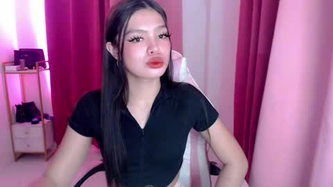 finest_drieax online show from September 19, 4:24 pm