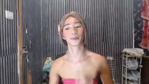 fiona908995 online show from May 8, 10:56 am