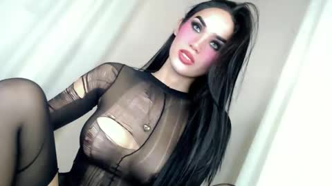 KHATRINA STACIE MARIE online show from May 27, 1:25 am