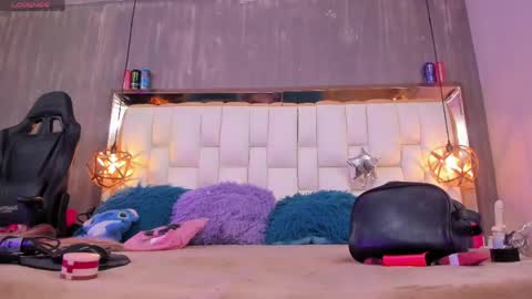 Foxxy  online show from May 28, 2:48 pm