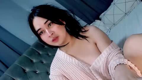 LOVE online show from May 9, 6:35 pm