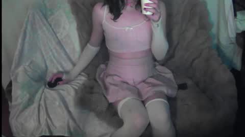 frostyboi20 online show from February 11, 5:43 pm