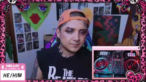 Kevin online show from May 1, 3:55 am