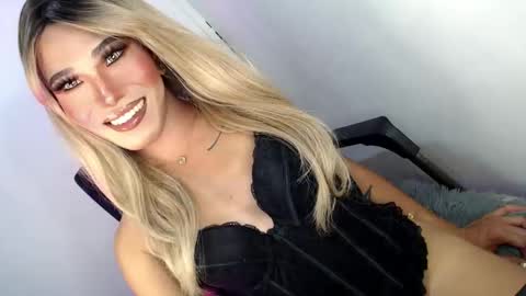 sweetyJENNY online show from April 25, 2:36 pm