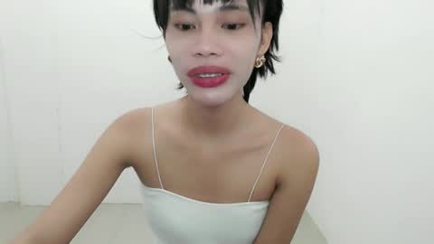 fuckingsexy143 online show from September 10, 12:31 am