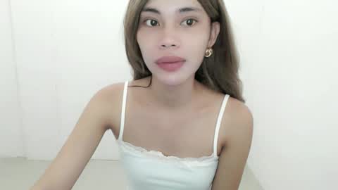 fuckingsexy143 online show from September 11, 1:26 am