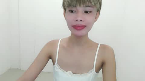 fuckingsexy143 online show from September 15, 12:37 am