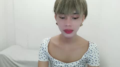 fuckingsexy143 online show from September 17, 1:21 am