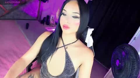 Gia Ferrara online show from April 26, 3:04 am